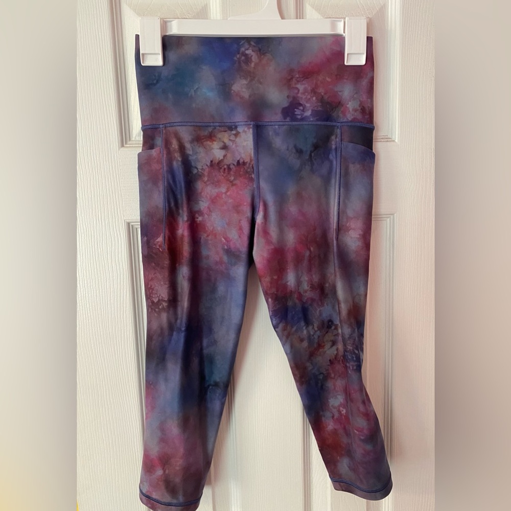 Athleta Salutation II Capri size small petite